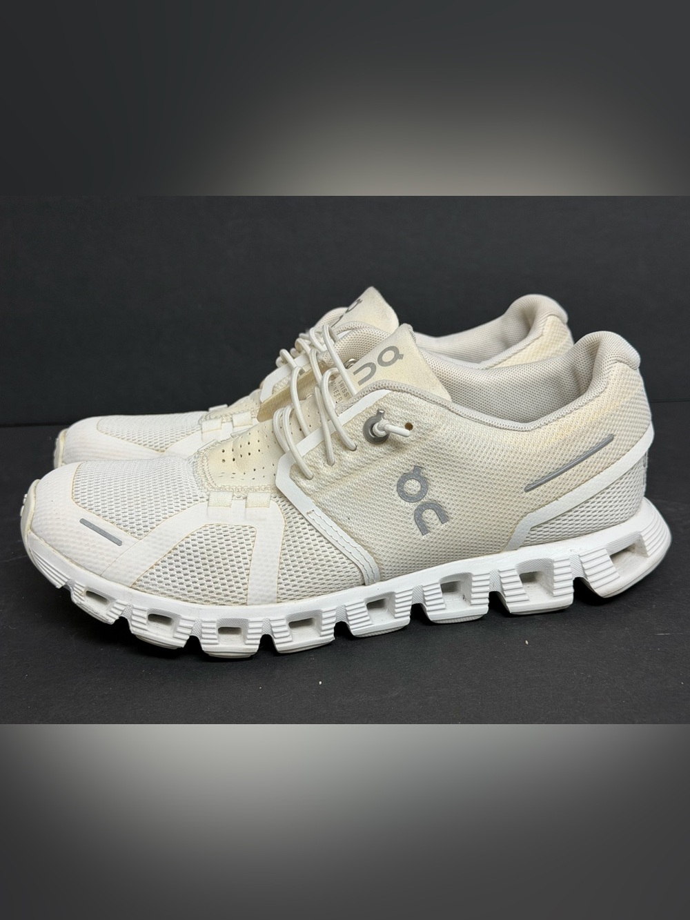On Cloud 5 Women’s Running Shoes All White Size US 6